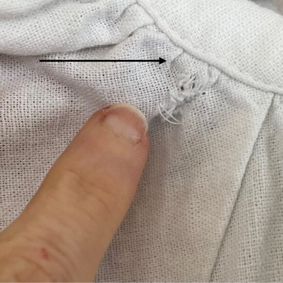 White Linen Blend Short Ruffle Sleeve V-Neck Blouse/Top, Size XS - Picture 11 of 11